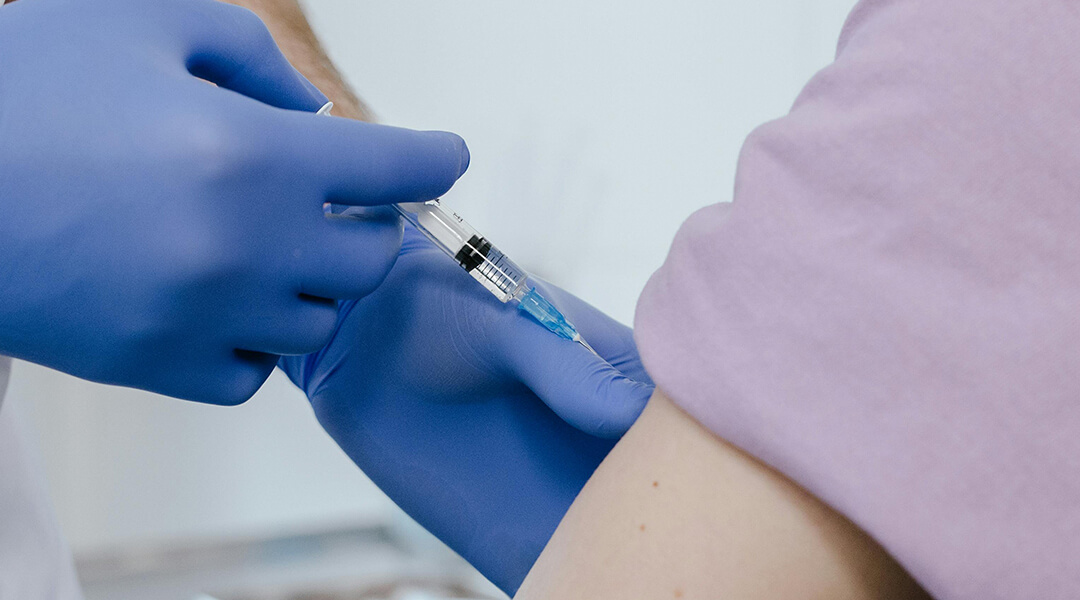 1756190921826229.jpg Medical injections.jpg