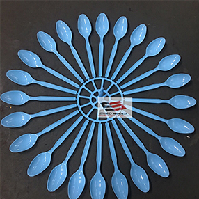 塑料餐具生產線