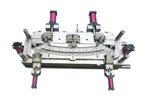  汽車內(nèi)飾件生產(chǎn)線—模具
