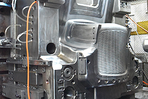 氣體輔助成型生產線—模具